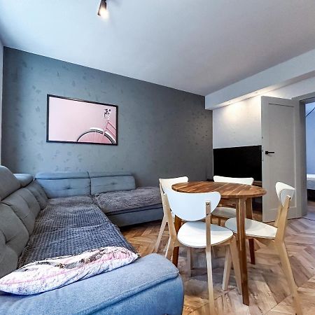 Apartament Centrum B فيهيروفو المظهر الخارجي الصورة